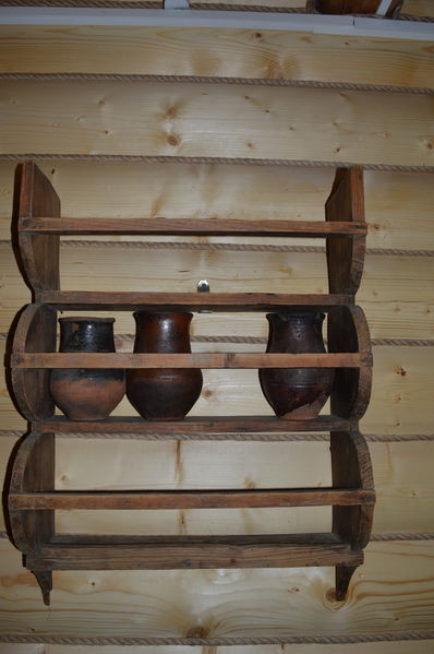 Файл:ГЯ ШМ Посудная полка.JPG